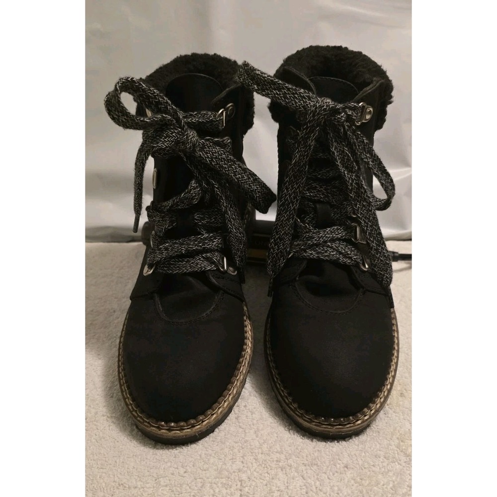 Dirty Laundry Boots  Sz 8.5 Worn 1 Time ,  Clean !!‎